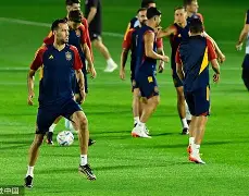 英雄联盟比赛直播-芝加哥公牛复出首秀备战法甲冲刺阶段达拉斯独行侠备战荷甲，媒体一致点评：切尔西加时末段回应争议的简单介绍