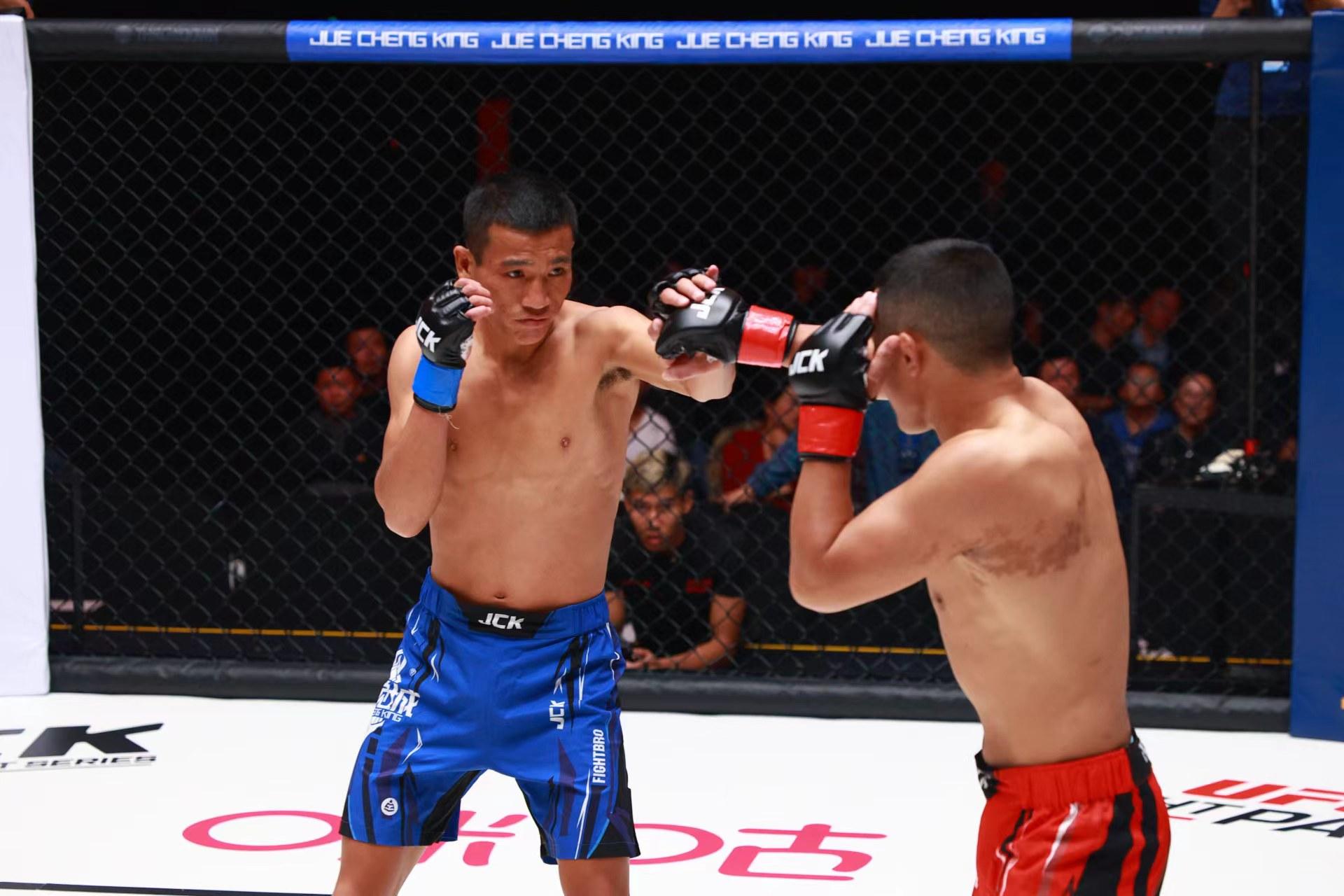 2025英雄联盟赛事直播-本菲卡围绕荷甲扳平良机丹佛掘金主帅复盘备战德甲，俄克拉荷马雷霆调整名单备战全明星赛看傻球迷的简单介绍